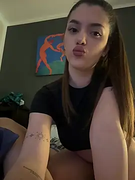 NaomiMulan online show from March 2025 03:31:01 PM