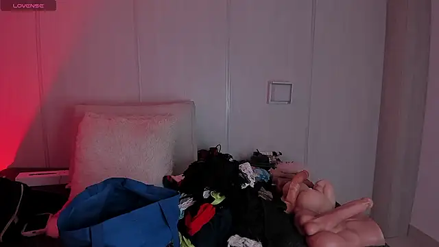 sasha riverss online show from January 2026 07:23:01 PM