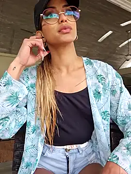 Snapshot of EmmyCortez chatting on March 2025 09:48:02 PM EmmyCortez online show from March 2025 09:48:02 PM