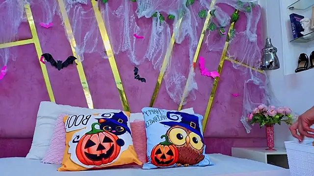 Snapshot of EmmyCortez chatting on October 2025 11:55:02 AM EmmyCortez online show from October 2025 11:55:02 AM