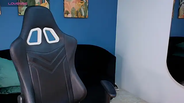 Snapshot of Zamira_Taylor chatting on October 2025 12:09:01 AM Zamira Taylor online show from October 2025 12:09:01 AM