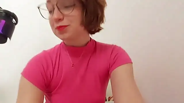 Elise Nyx online show from September 2025 01:44:02 PM