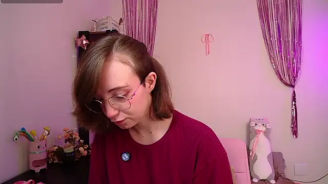 Elise Nyx online show from March 2026 12:56:02 PM