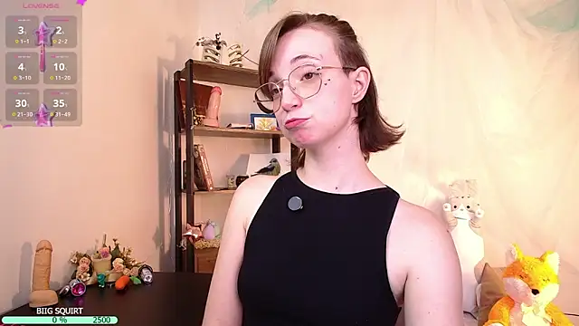Snapshot of Elise_Nyx chatting on April 2026 02:21:01 PM Elise Nyx online show from April 2026 02:21:01 PM