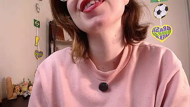 Snapshot of Elise_Nyx chatting on June 2026 11:42:02 AM Elise Nyx online show from June 2026 11:42:02 AM