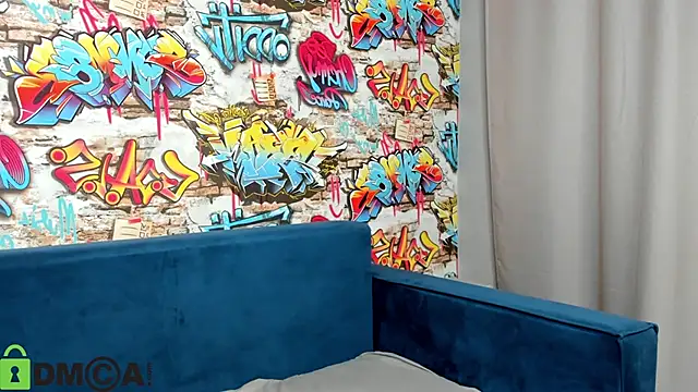 Sandra Wi1son online show from September 2025 01:00:01 AM