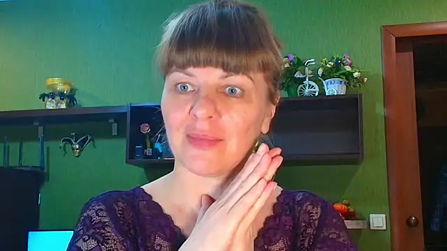 VeronikawGold online show from November 2025 04:51:02 PM