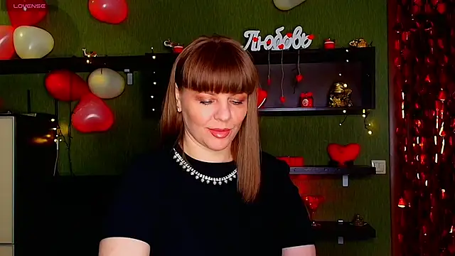 Snapshot of VeronikawGold chatting on February 2026 03:47:01 AM VeronikawGold online show from February 2026 03:47:01 AM