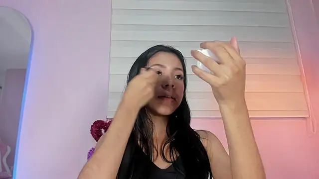 emily sweett24 online show from March 2025 12:45:01 PM