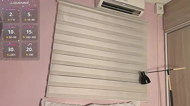 emily sweett24 online show from October 2025 12:03:01 PM