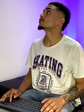 eross chipre  online show from October 2025 04:40:02 AM