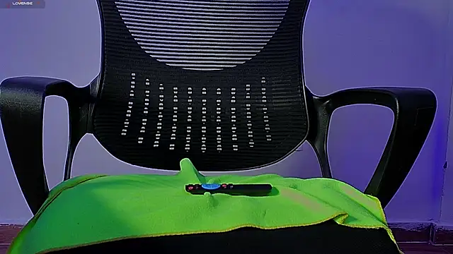 Donathoo1 online show from March 2025 05:16:02 PM