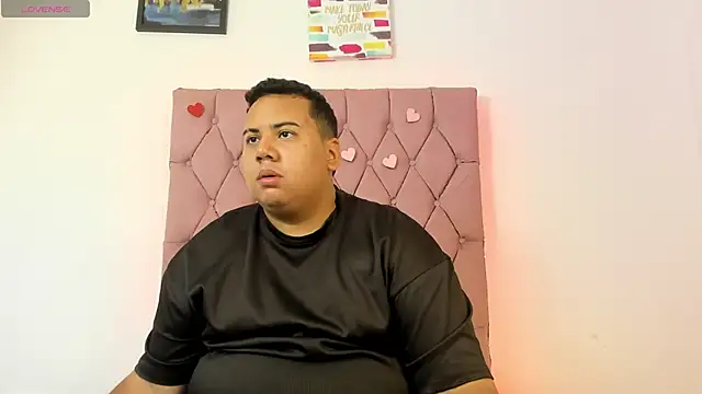 MICHAEL AND SHARON online show from October 2025 04:33:01 AM