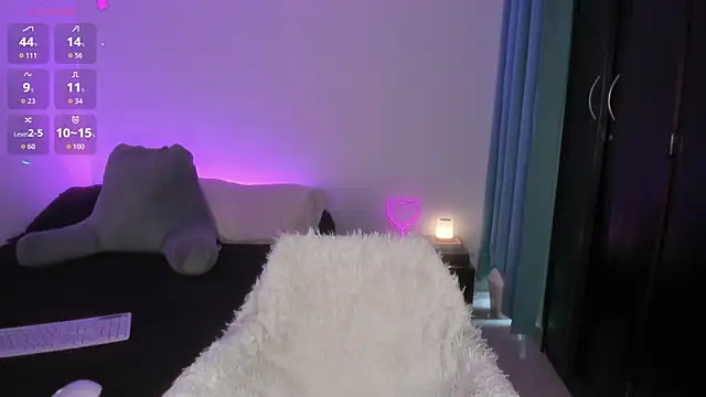 Snapshot of _lucianapalmer chatting on January 2026 03:05:01 PM lucianapalmer online show from January 2026 03:05:01 PM