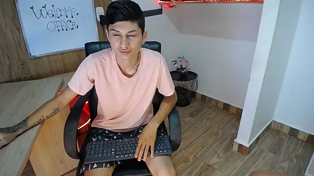 katty And alex online show from February 2025 09:20:02 PM