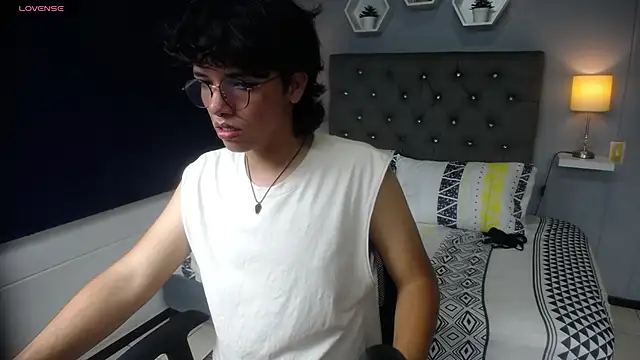 Snapshot of cheryl_bohareal chatting on February 2025 07:26:01 PM cheryl bohareal online show from February 2025 07:26:01 PM