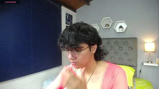 Snapshot of cheryl_bohareal chatting on March 2025 07:06:02 PM cheryl bohareal online show from March 2025 07:06:02 PM