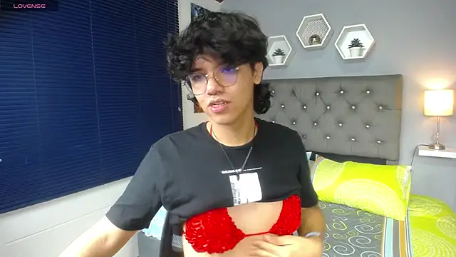 Snapshot of cheryl_bohareal chatting on March 2025 04:20:01 PM cheryl bohareal online show from March 2025 04:20:01 PM