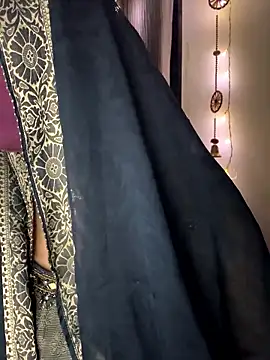 Dishasarmaa05 online show from November 2025 12:59:02 PM