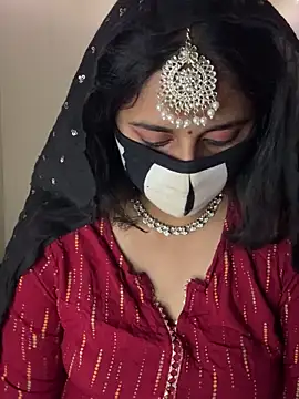 Dishasarmaa05 online show from March 2026 04:23:01 PM