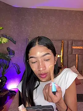 Tyla Ks online show from July 2026 07:16:02 PM
