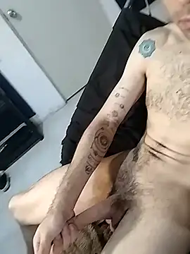 Melvin8011 online show from February 2025 05:27:01 AM