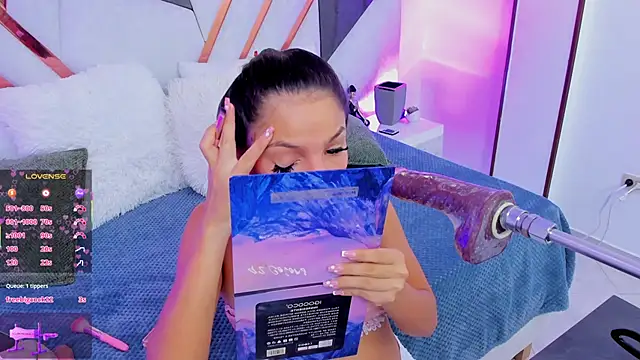 cutie sarax1 online show from September 2025 12:17:01 PM