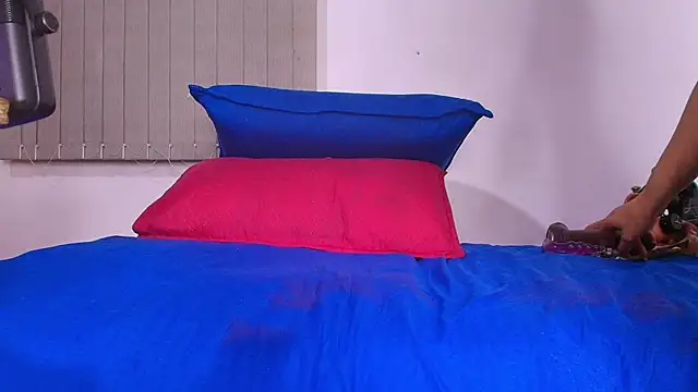 abigail fx online show from September 2025 03:07:02 AM