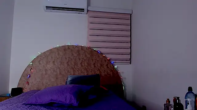 abigail fx online show from December 2025 03:05:01 AM