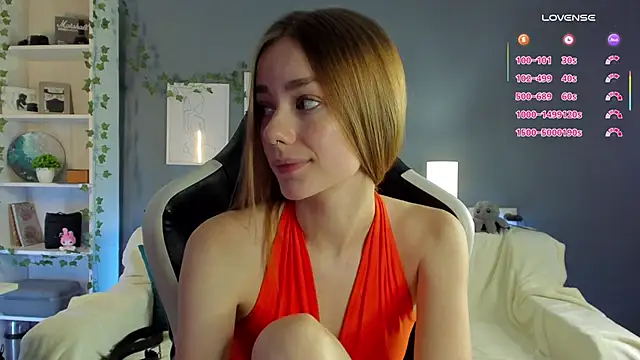 EmilaMills online show from March 2025 05:33:02 AM