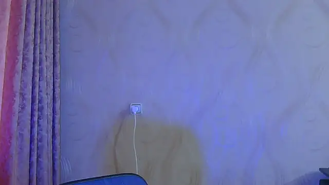 frama666 online show from October 2025 02:23:02 PM