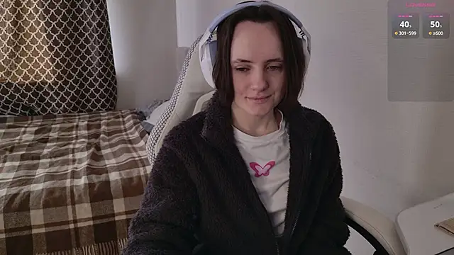 Luna Loveee online show from April 2026 05:10:01 AM