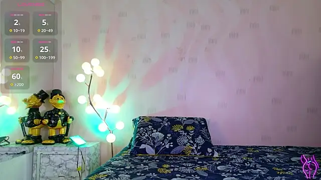 innocenthazel online show from April 2026 02:59:02 AM