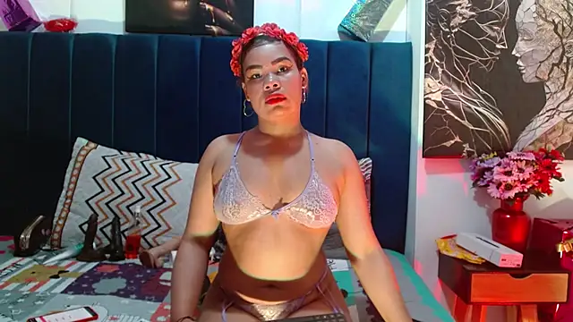 Mariana star1 online show from October 2025 04:43:02 AM