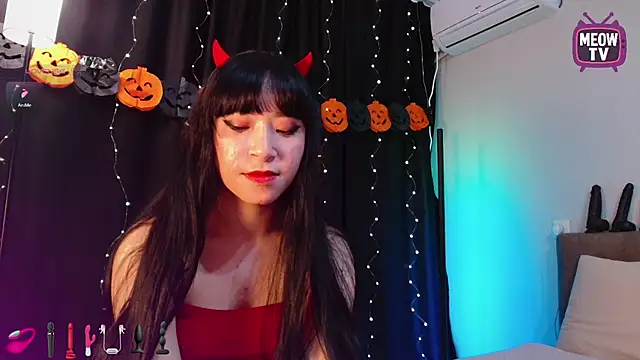 miyakimi0101 online show from October 2025 12:10:02 AM