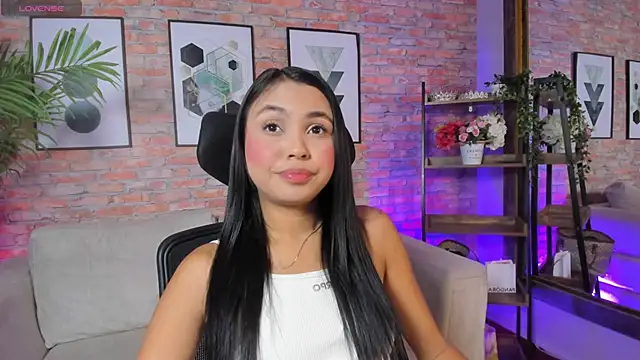 Snapshot of Lucia_Brown_ chatting on September 2025 03:49:02 PM Lucia Brown online show from September 2025 03:49:02 PM