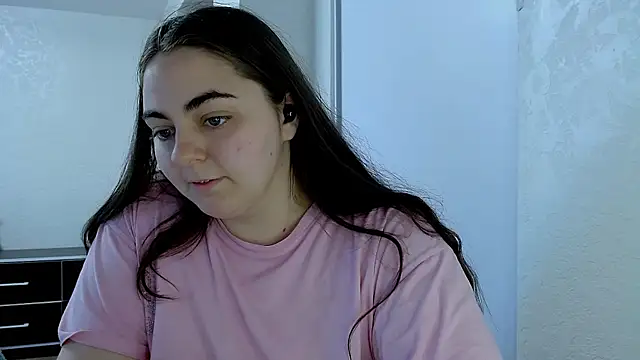 Snapshot of kitsune_8 chatting on May 2026 07:38:01 AM kitsune 8 online show from May 2026 07:38:01 AM