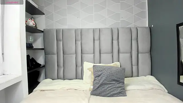 Natasha rose   online show from September 2025 07:14:02 PM