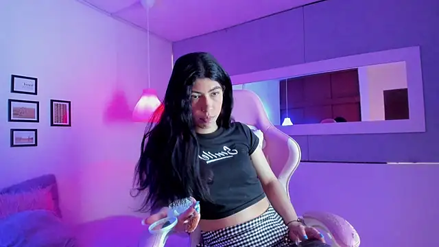 Cassie bloom online show from November 2025 08:42:02 PM