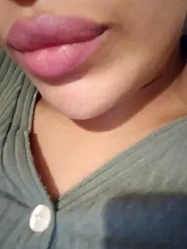 Sexlove1xo online show from October 2025 08:40:01 PM