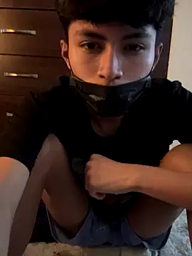 Snapshot of twinkperu18 chatting on December 2025 06:58:01 PM twinkperu18 online show from December 2025 06:58:01 PM