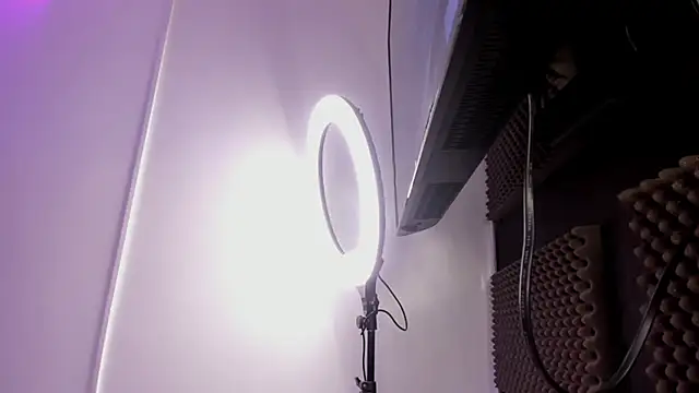 Anniie  Evans online show from February 2025 08:31:01 PM