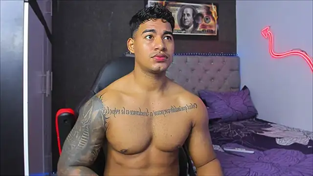 luigi hot  online show from January 2026 06:00:02 PM