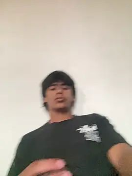 Erickhotddjots online show from May 2026 11:57:02 PM
