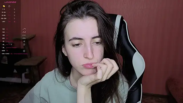 Snapshot of reaiss chatting on November 2025 05:07:01 AM reaiss online show from November 2025 05:07:01 AM