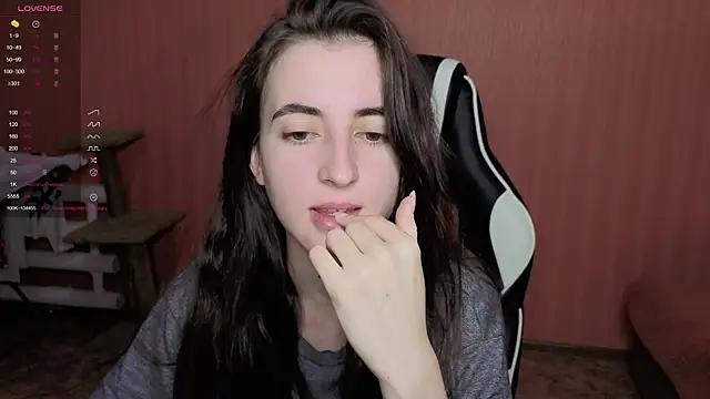 Snapshot of reaiss chatting on November 2025 04:03:02 AM reaiss online show from November 2025 04:03:02 AM