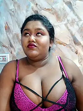 Snapshot of horny_diana chatting on February 2026 06:39:02 PM horny diana online show from February 2026 06:39:02 PM