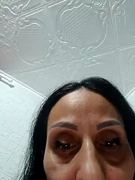 Snapshot of Ramona870 chatting on November 2025 08:44:01 PM Ramona870 online show from November 2025 08:44:01 PM