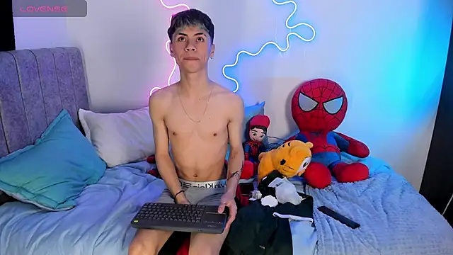 callum 77 online show from September 2025 02:06:02 PM