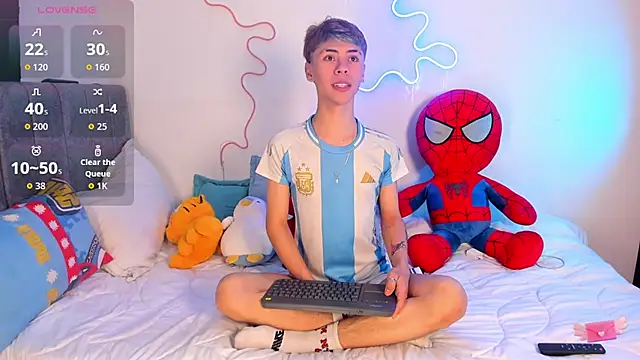 callum 77 online show from September 2025 05:00:02 AM